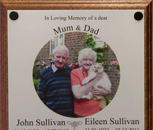 Mum and Dad memorial plaque. Mum and Dad memorial plaque.