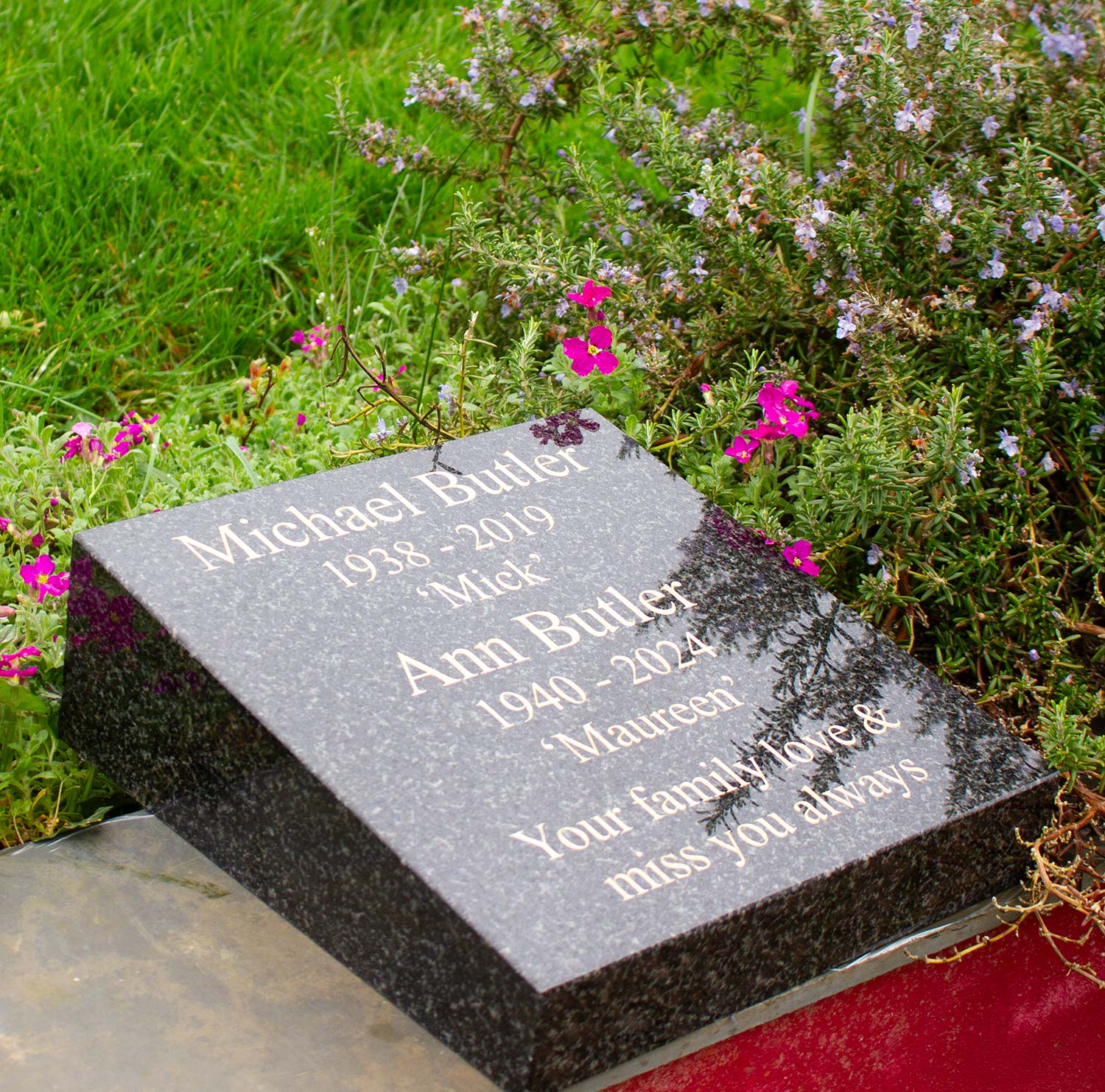 Why Stone is an Excellent Material for Memorials